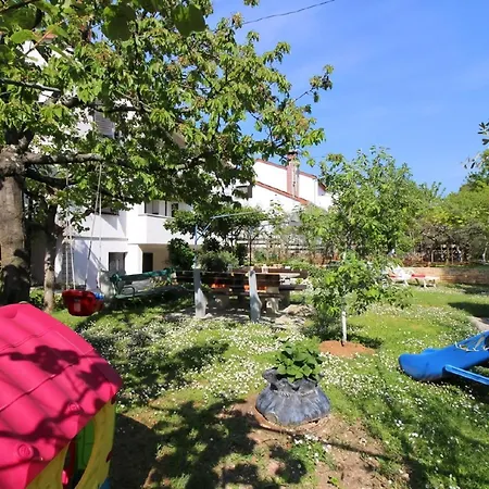 Sabina Mit Schoenem Garten, Ruhige Lage * Poreč