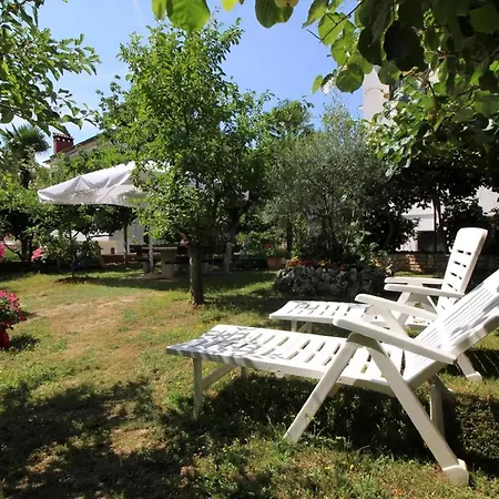 Sabina Mit Schoenem Garten, Ruhige Lage *